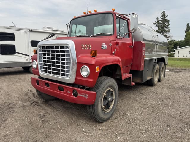 Image of Ford L800 equipment image 1