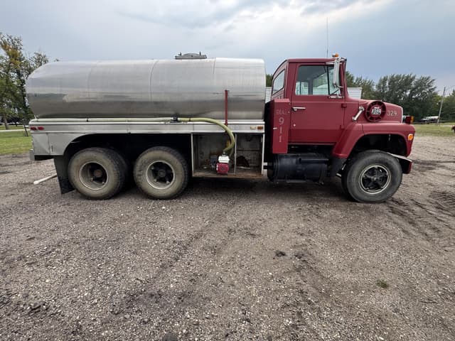 Image of Ford L800 equipment image 4