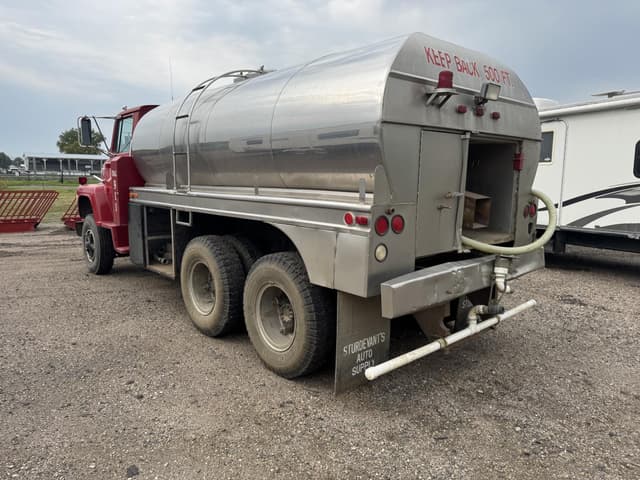 Image of Ford L800 equipment image 2