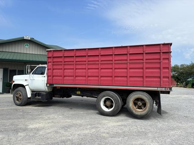 Image of GMC 7000 equipment image 2