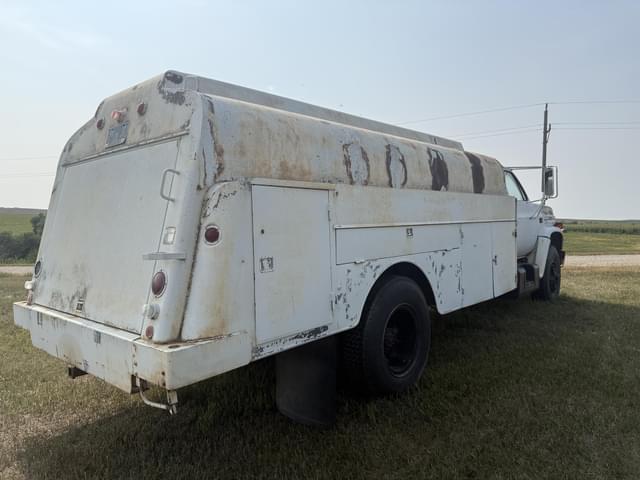 Image of GMC 7000 equipment image 4