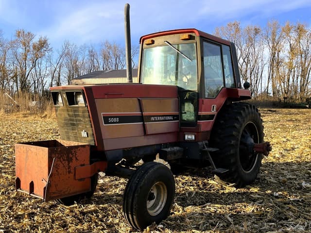 Image of International Harvester 5088 equipment image 4