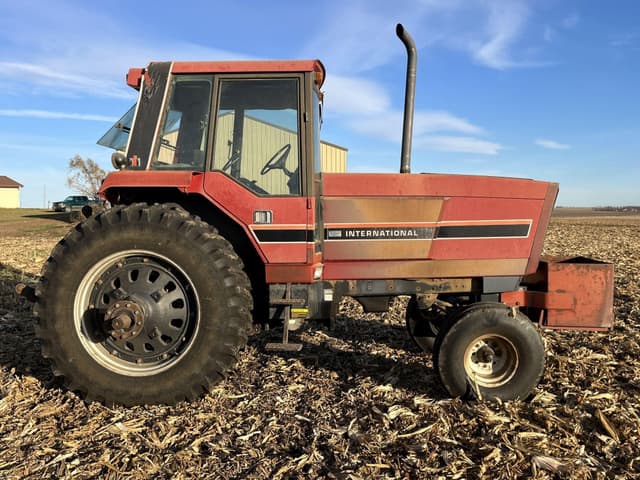 Image of International Harvester 5088 equipment image 3