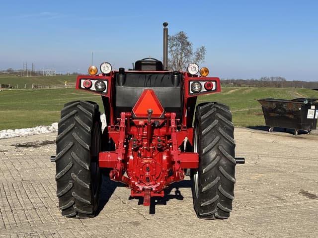 Image of International Harvester 786 equipment image 4
