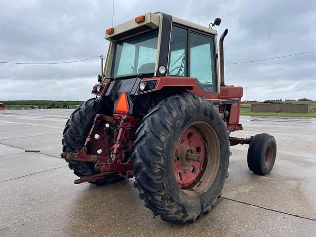 Image of International Harvester 1486 equipment image 2