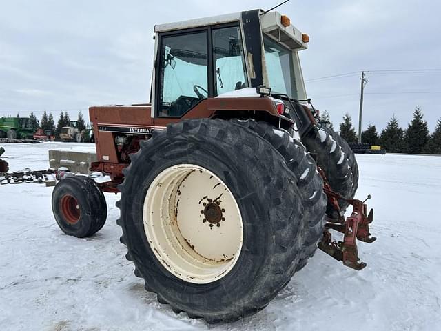 Image of International Harvester 1586 equipment image 2