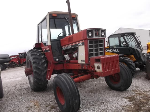 Image of International Harvester 1586 equipment image 1