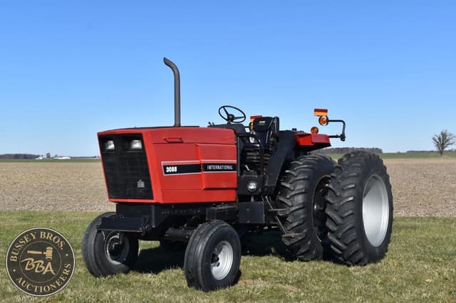 Image of International Harvester 3088 equipment image 3