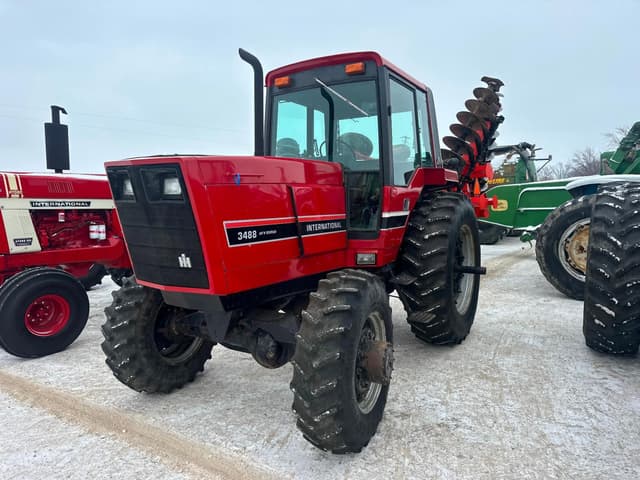 Image of International Harvester 3488 equipment image 2