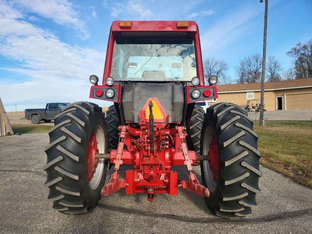 Image of International Harvester 3588 equipment image 4