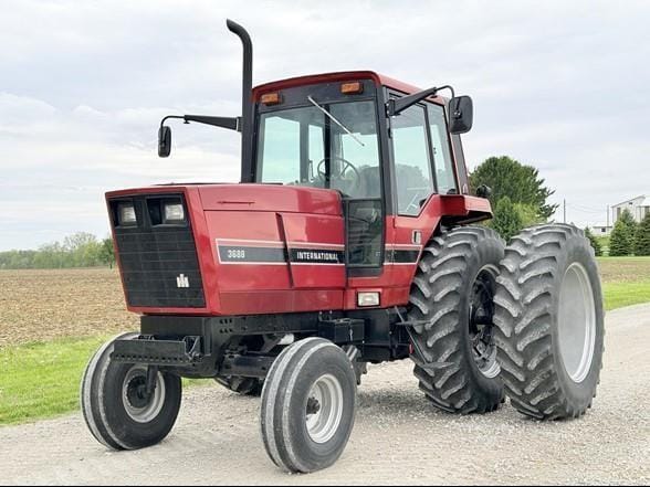 1981 International Harvester 3688 Equipment Image0