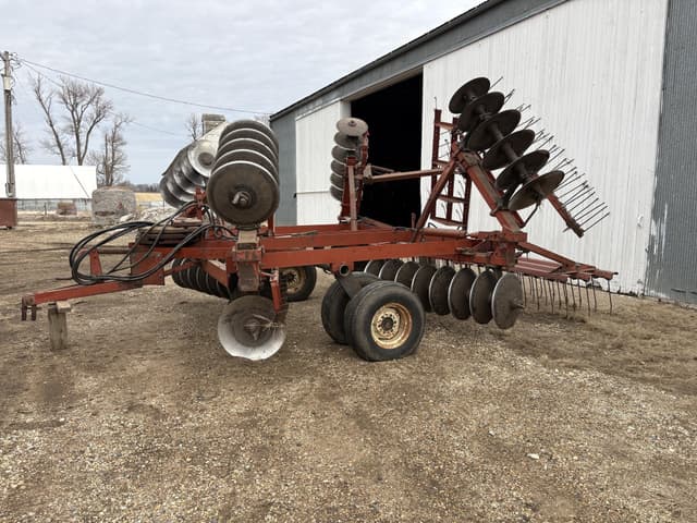 Image of International Harvester 475 equipment image 1