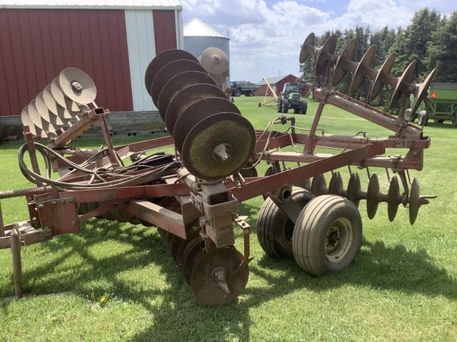 Image of International Harvester 475 equipment image 1