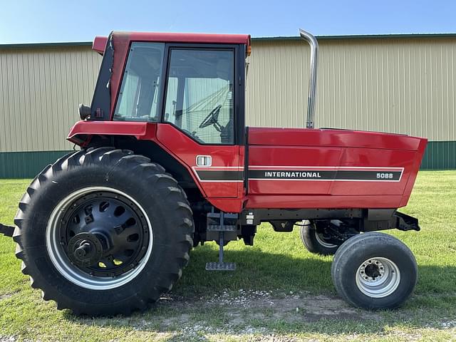 Image of International Harvester 5088 equipment image 3