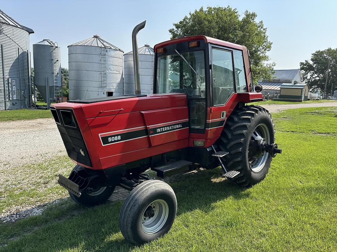 Image of International Harvester 5088 Primary image