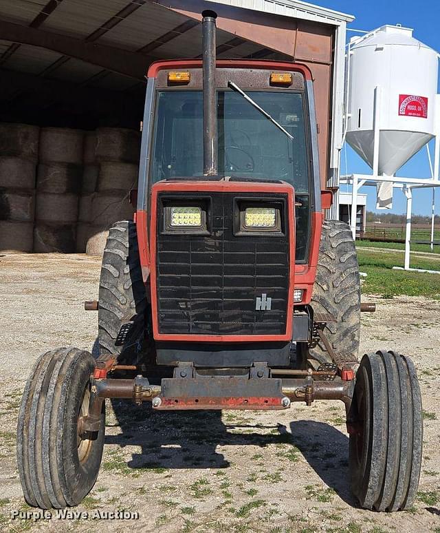 Image of International Harvester 5088 equipment image 1
