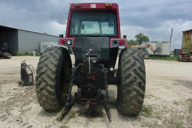 Image of International Harvester 5288 equipment image 2