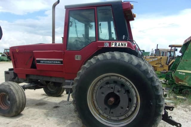 Image of International Harvester 5288 equipment image 3