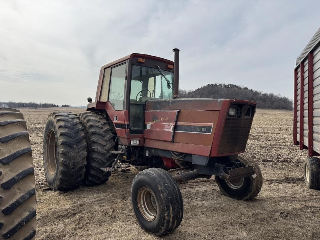 Image of International Harvester 5488 Primary image