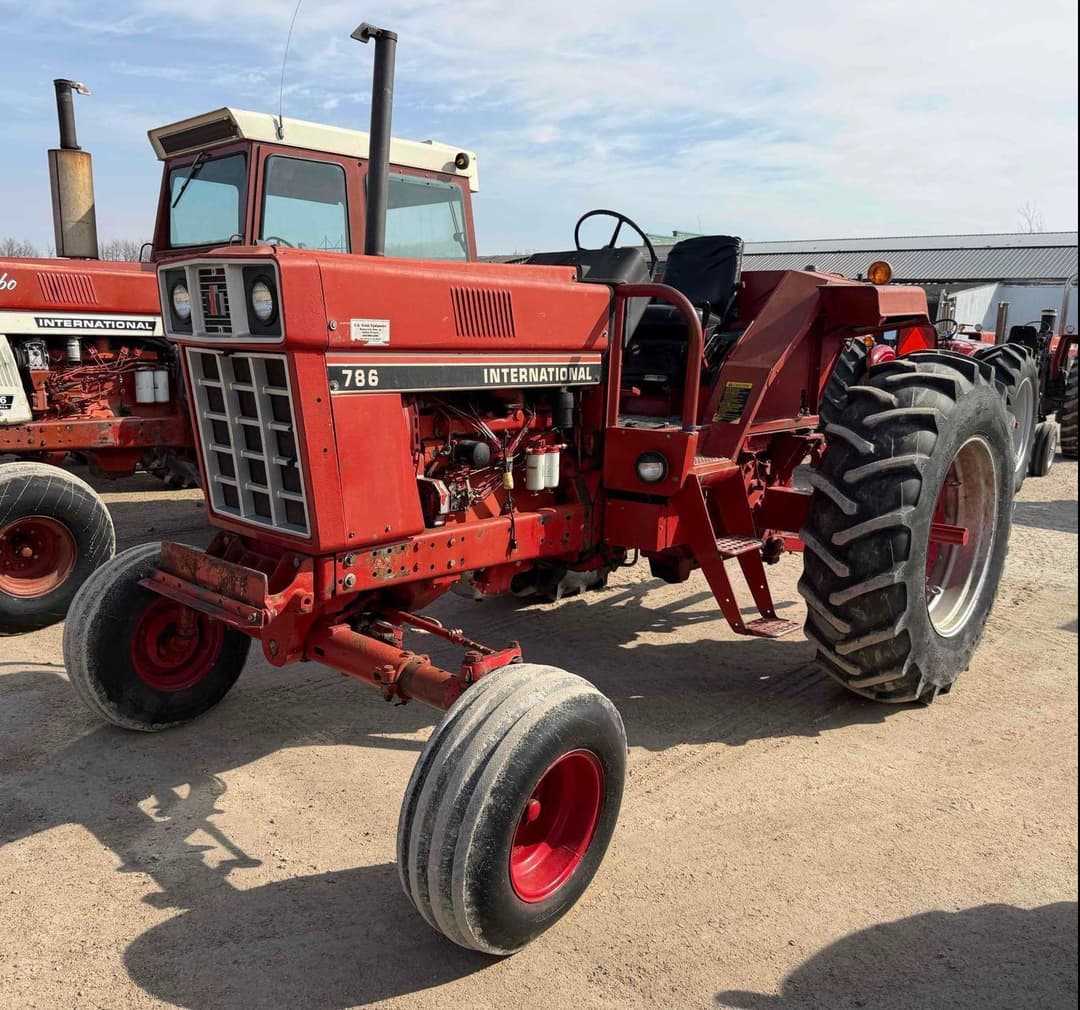 Image of International Harvester 786 Primary image