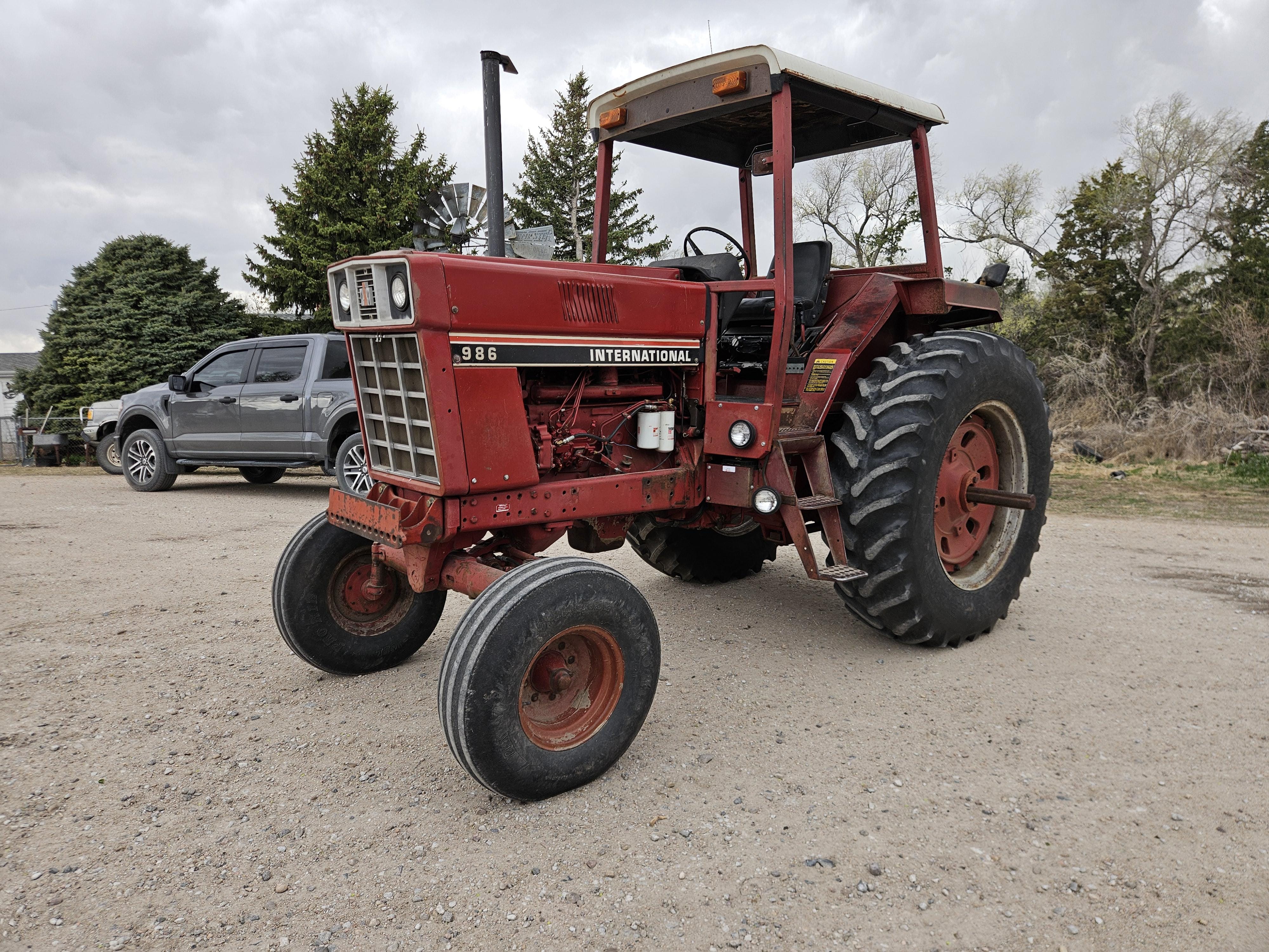 Main image International Harvester 986