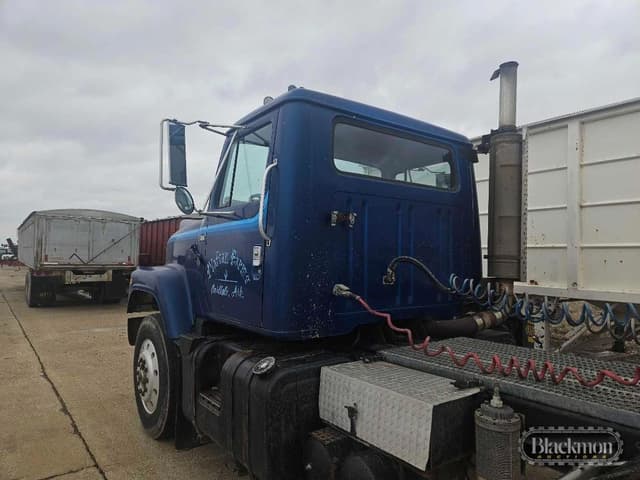 Image of International G2575 equipment image 4