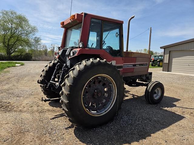 Image of International Harvester 3488 equipment image 4