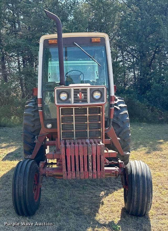 Image of International Harvester 986 equipment image 1