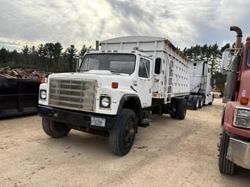 Main image International S1854