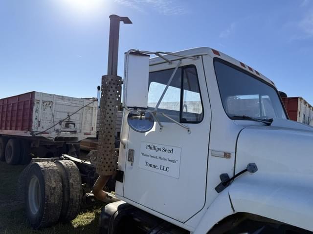 Image of International 1854 equipment image 4