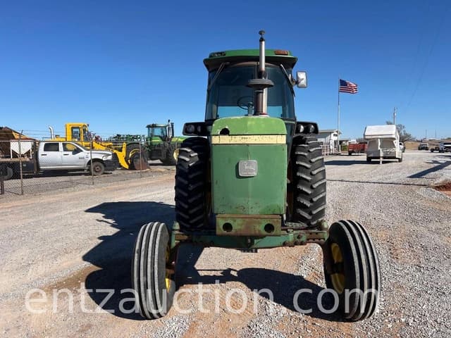 Image of John Deere 4240 equipment image 1
