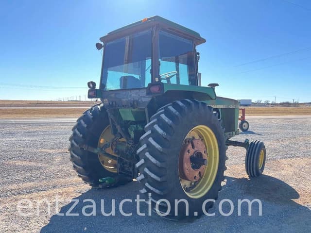 Image of John Deere 4240 equipment image 4