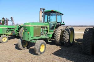 1981 John Deere 4440 Image
