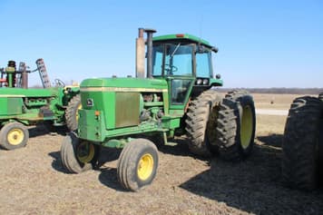 Main image John Deere 4440