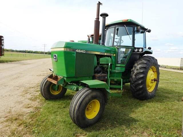 Image of John Deere 4640 equipment image 2