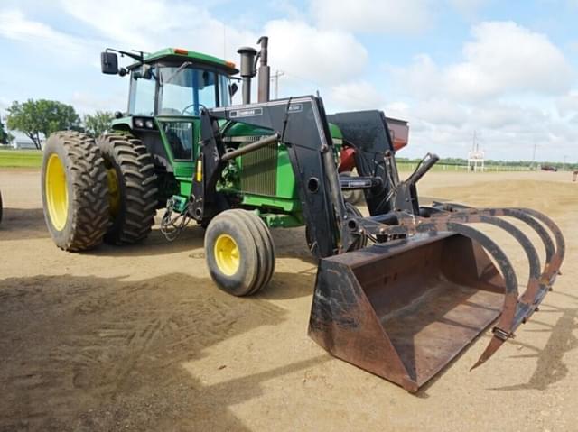 Image of John Deere 4640 equipment image 1