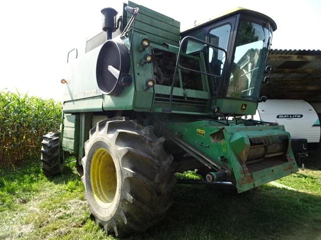 Image of John Deere 7720 equipment image 1