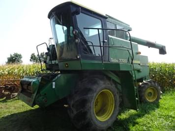 Main image John Deere 7720