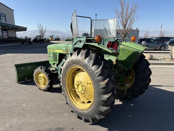 Image of John Deere 1050 equipment image 2