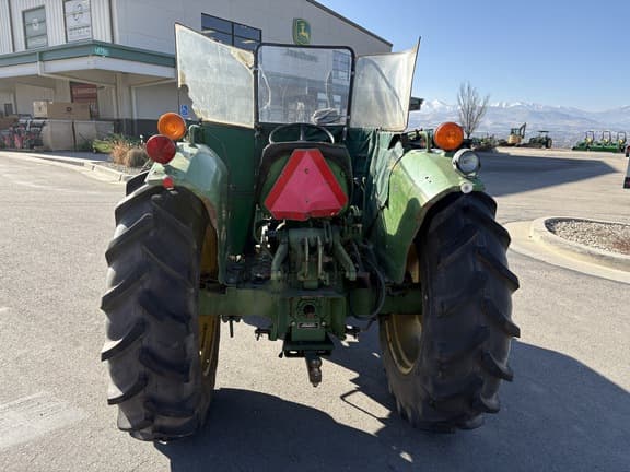 Image of John Deere 1050 equipment image 3