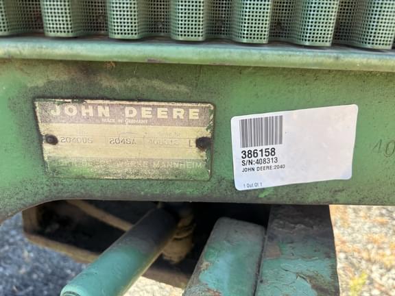 Image of John Deere 2040 equipment image 4