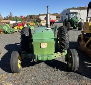 1981 John Deere 2040 Image