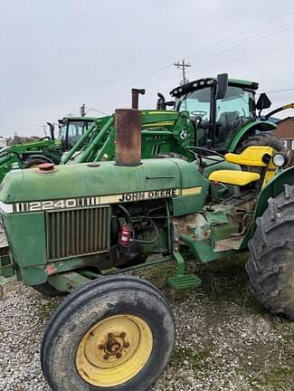 Image of John Deere 2240 equipment image 2