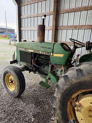 Image of John Deere 2240 equipment image 3