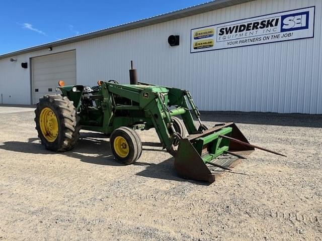 Image of John Deere 2440 equipment image 1