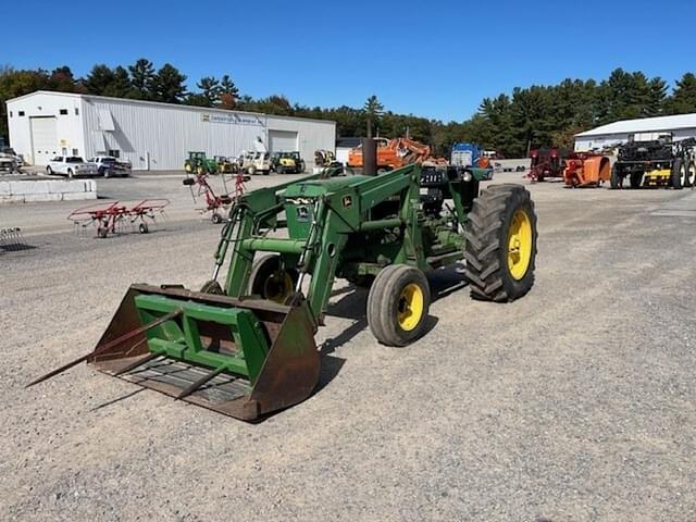 Image of John Deere 2440 equipment image 3