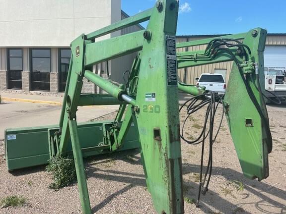 Image of John Deere 260 equipment image 4