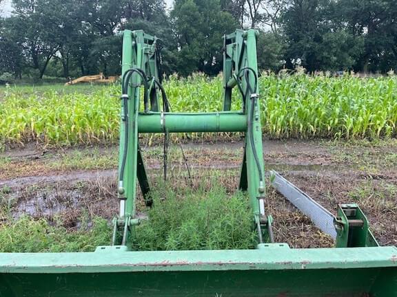 Image of John Deere 260 equipment image 2