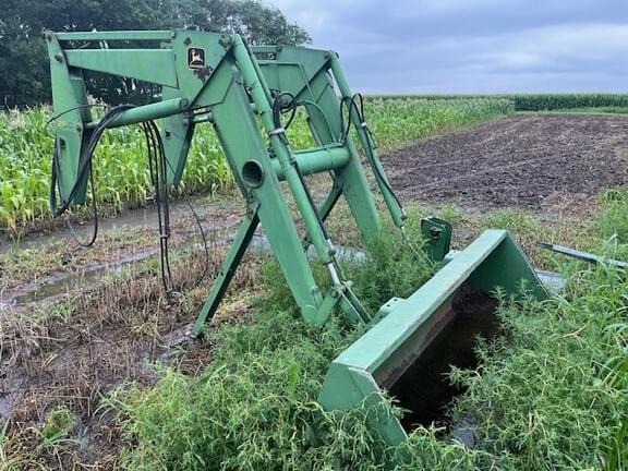 Image of John Deere 260 Primary image