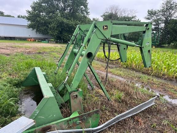 Image of John Deere 260 equipment image 1